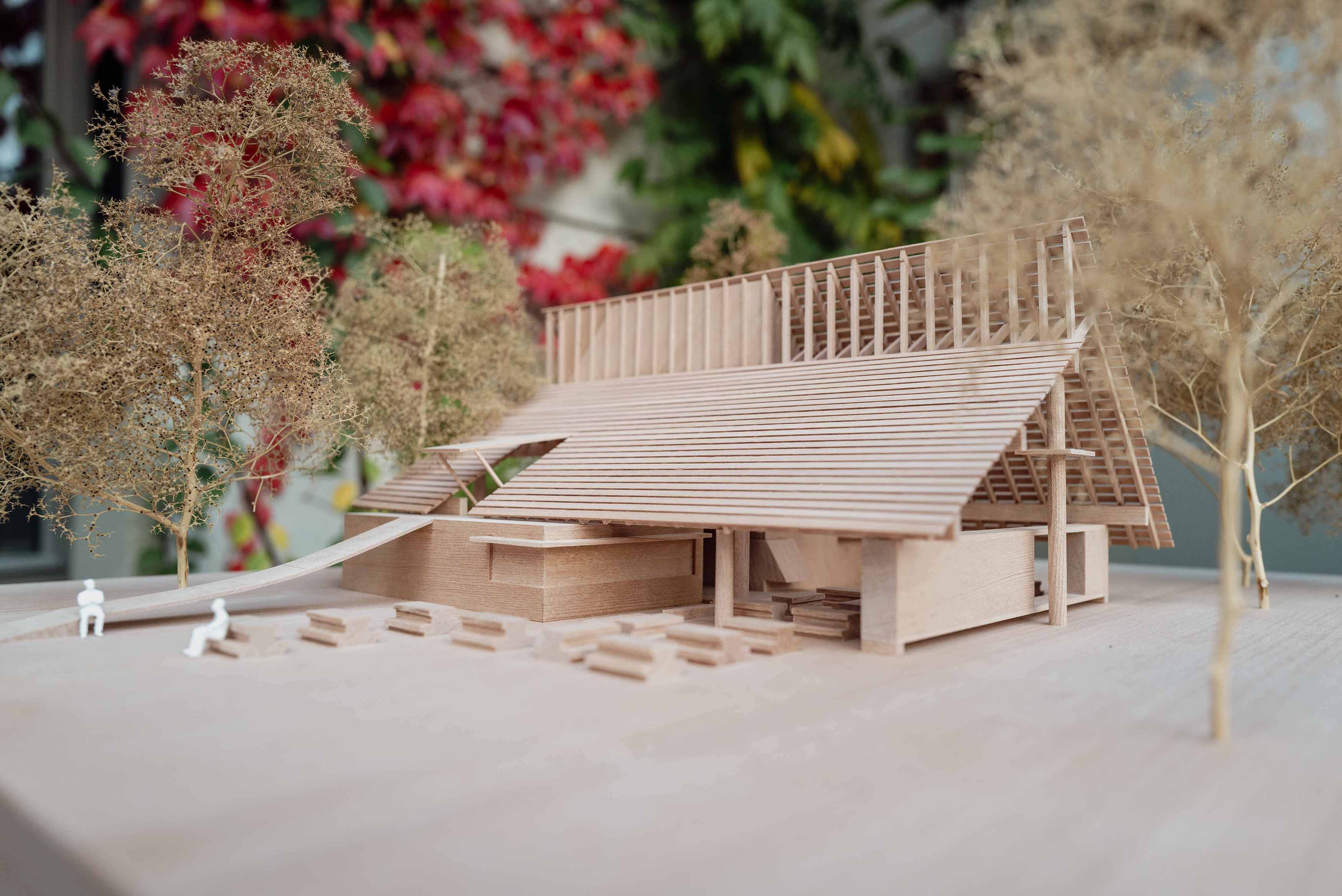 Modell das wir für den Wettbewerb anfertigen liessen. Steger Modellbau. Modell Holz